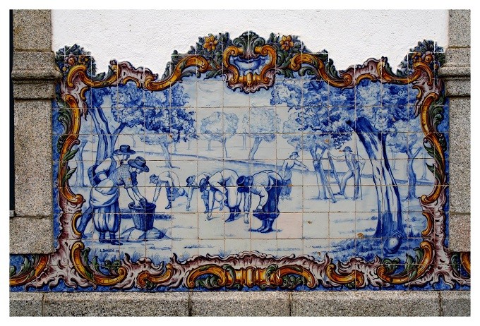 Handcrafted Heritage – Portuguese Tiles and Luxury Furniture