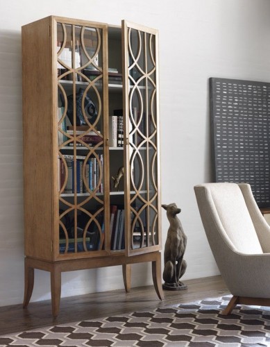 Elegant design. The lines of this cabinet are contemporary and stylish.