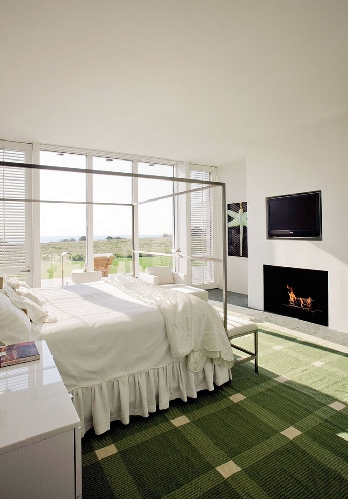 In the bedroom, your rugs keep your feet warm in the morning and the evening.